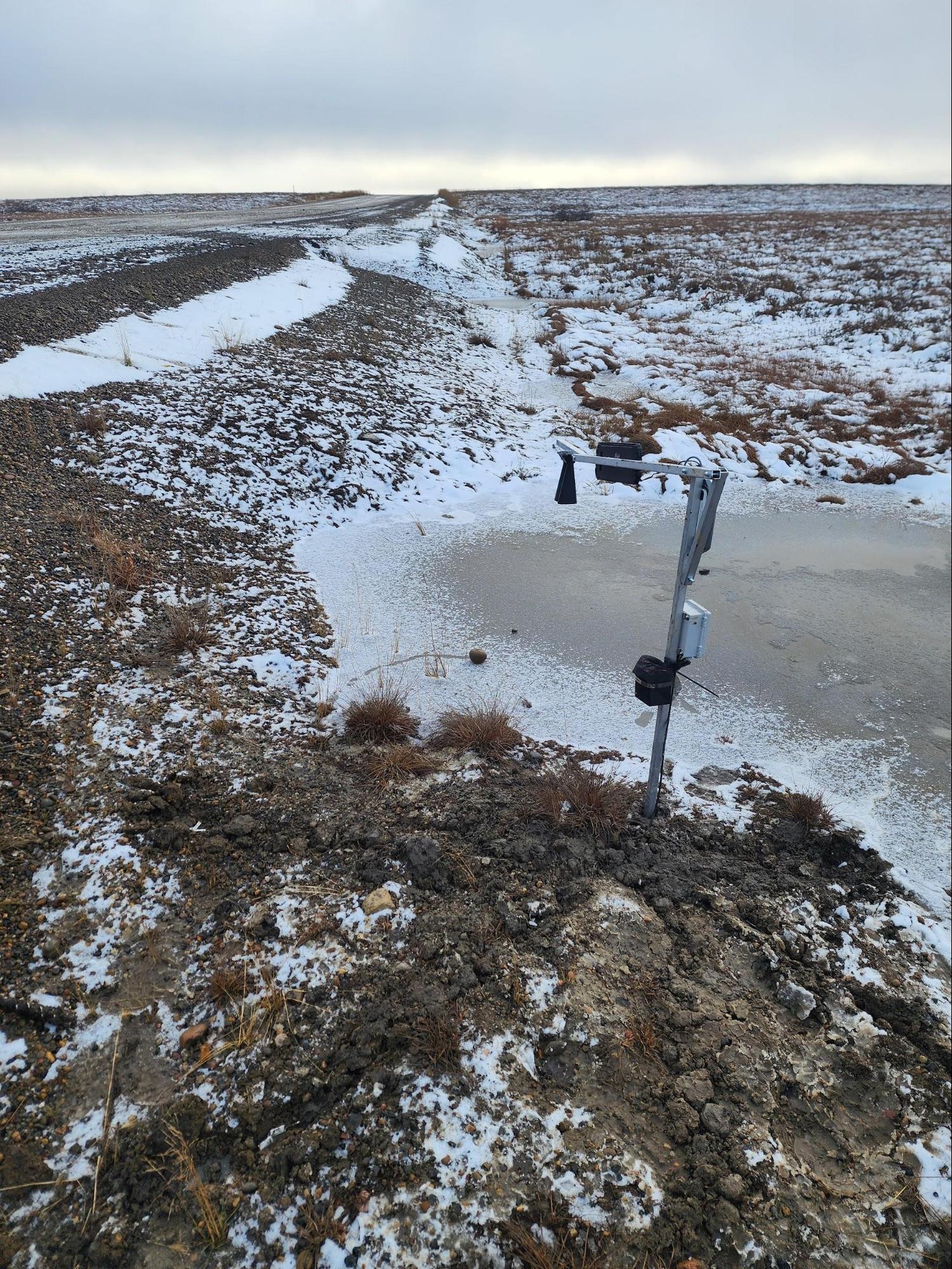 Arctic highway infrastructure monitored by HARDWARIO CHESTER and DeltaVue satellite system